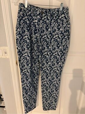 Chicos Platinum Denim Ikat-Style Jeans size 0.5